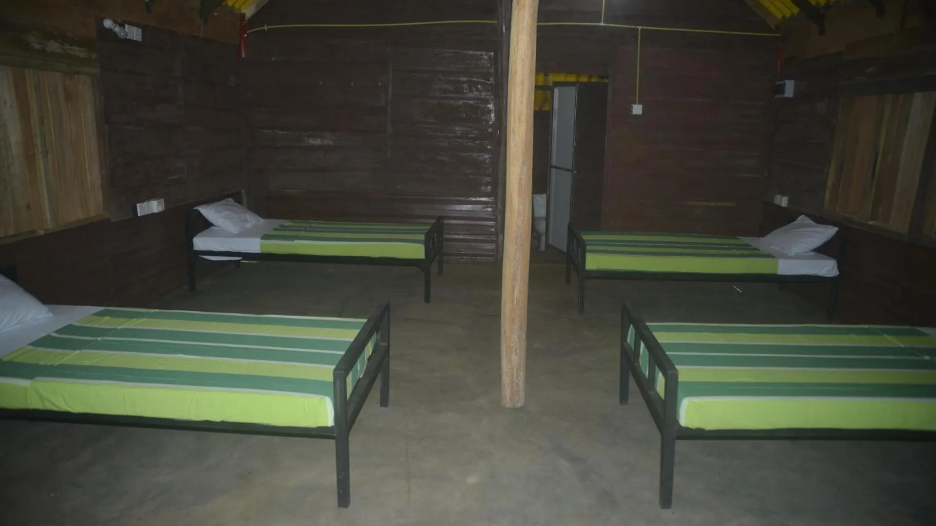 Forest Camping Fun Hostel Dambulla Sri Lanka